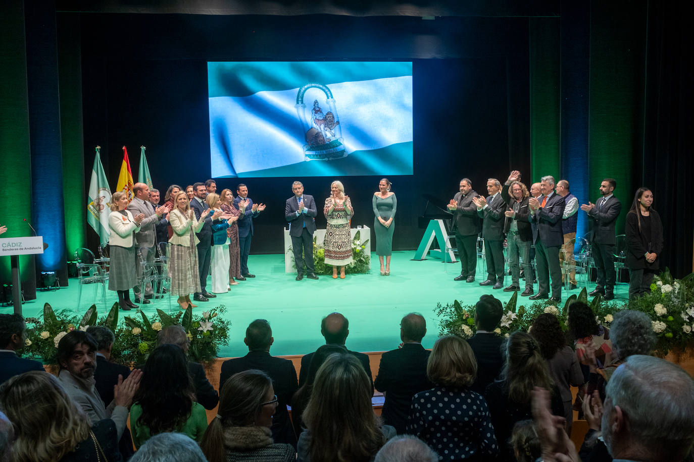 Fotos: La Junta entrega en Rota las Banderas de Andalucía 2025 de Cádiz