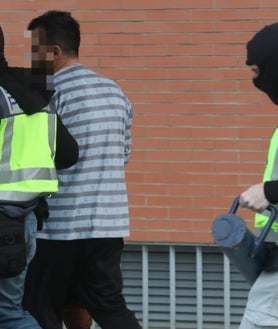 Imagen secundaria 2 - La Policía Nacional toma Cádiz en una operación contra el tráfico de cocaína a tres días del Carnaval