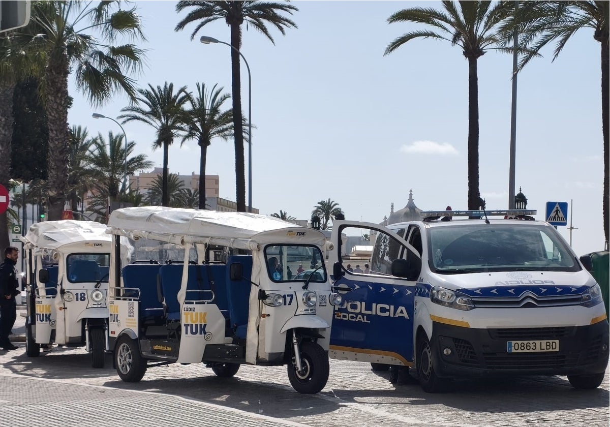 Freno a los Tuk Tuk en la capital gaditana