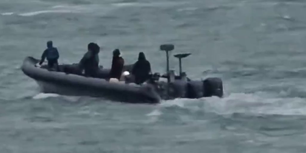 Choque de dos narcolanchas en el Guadalquivir: una le pasó por encima a ...