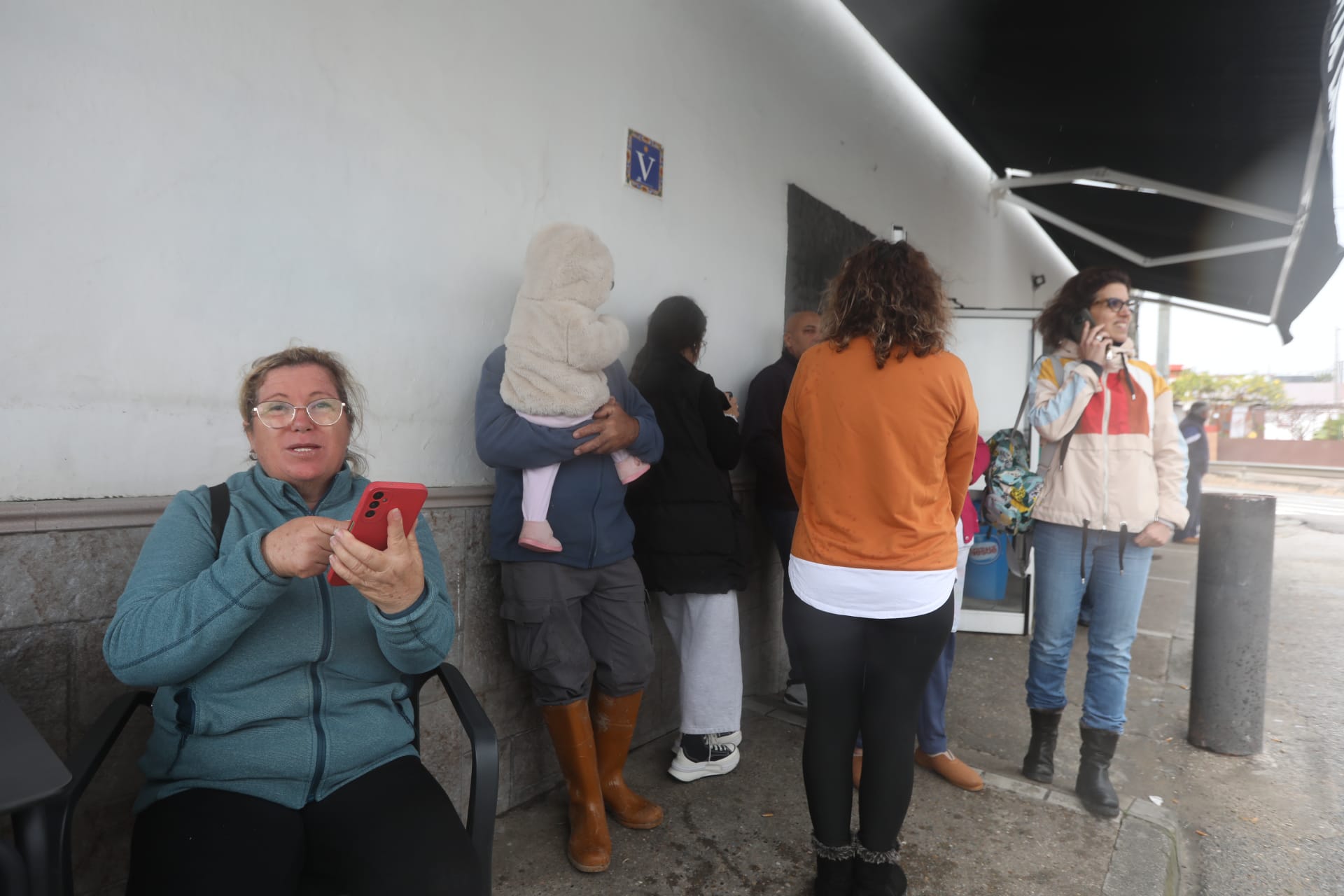 Imágenes de la crecida del Guadalete en Jerez: 200 desalojados y trabajo sobre el terreno