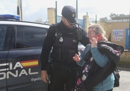 Pepi, vecina desalojada en Jerez: «Siempre tienes ese miedo a dejar tu casa sola porque te pueden robar»