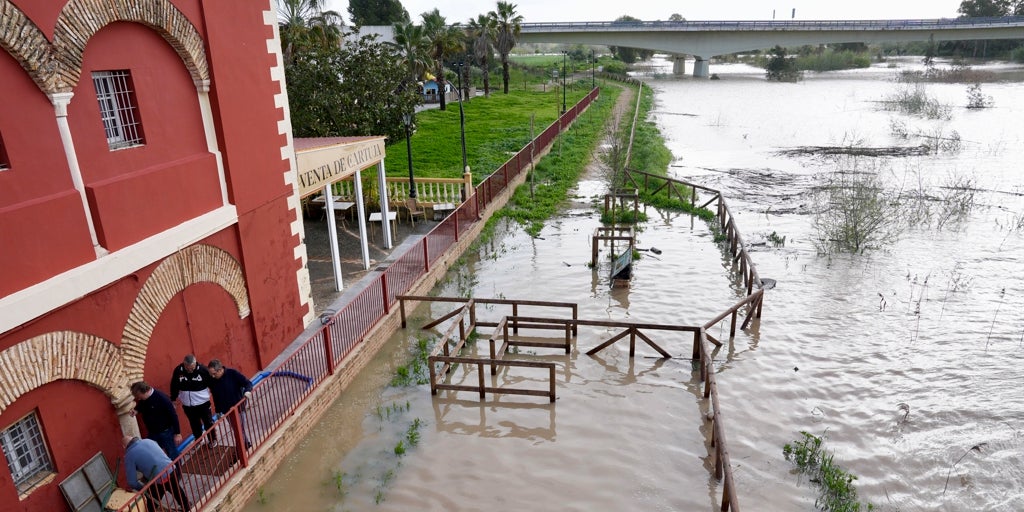 «Optimismo prudente» en Jerez ante el riesgo de desbordamiento del ...