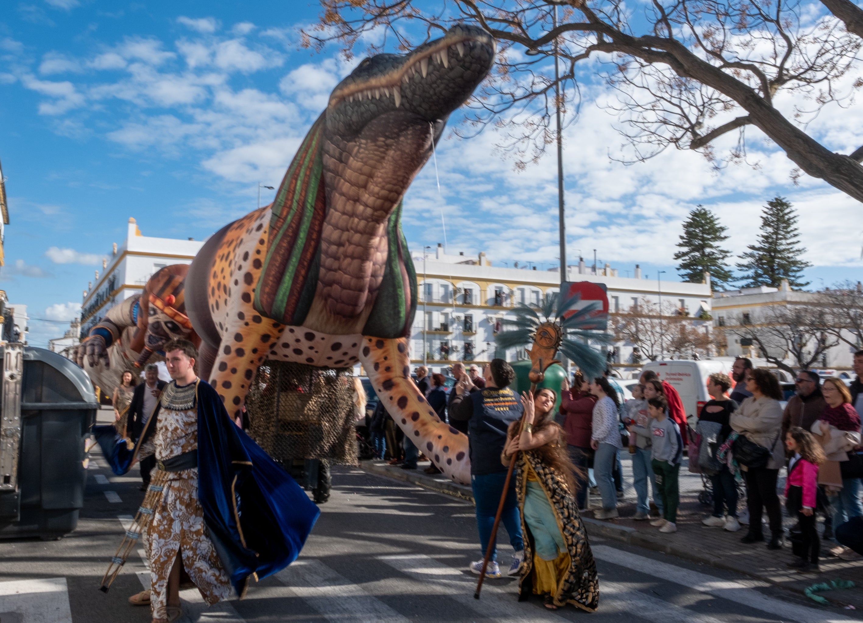 Así ha sido la Cabalgata de Adultos Carnaval El Puerto 2025