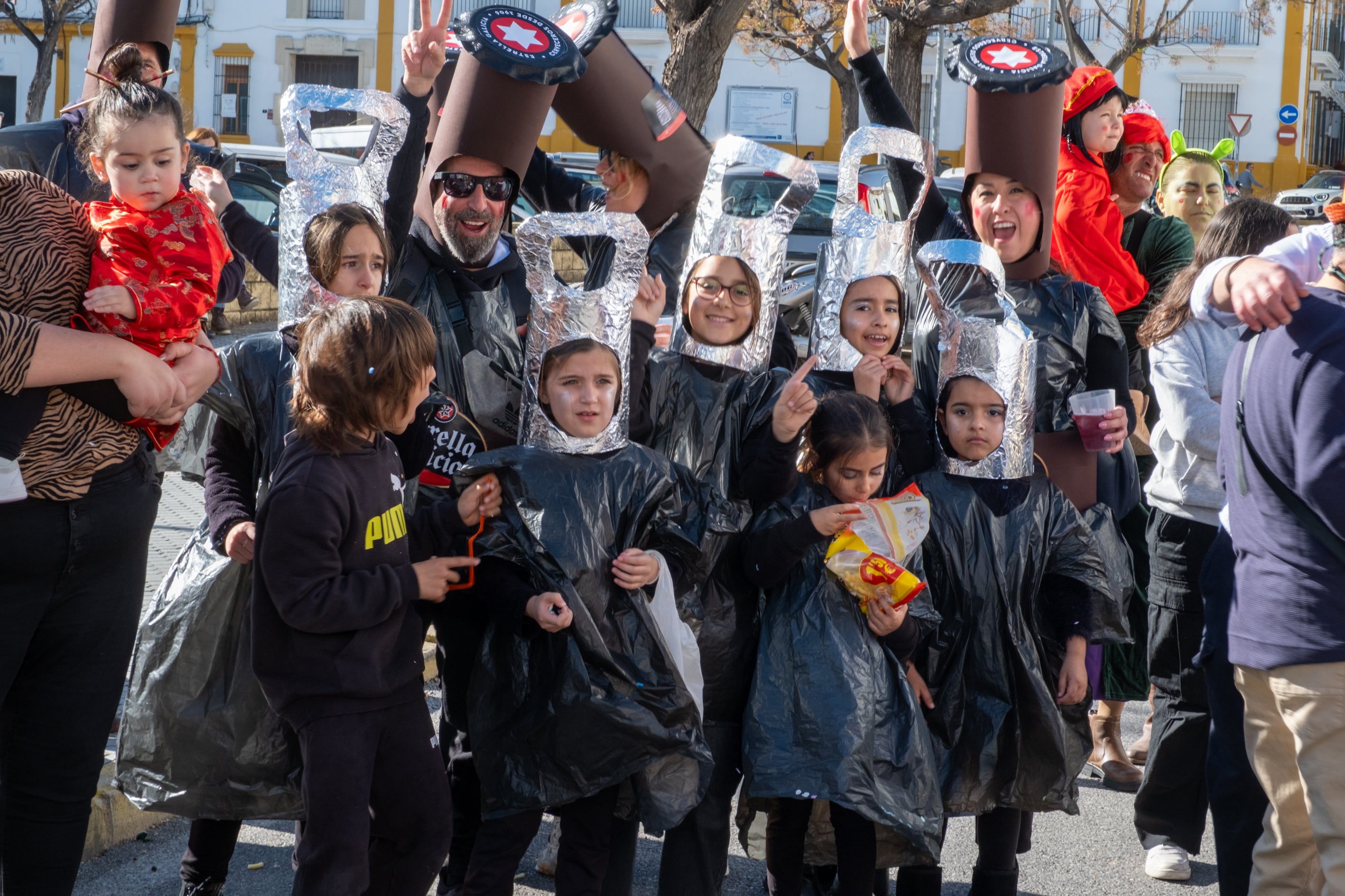 Así ha sido la Cabalgata de Adultos Carnaval El Puerto 2025