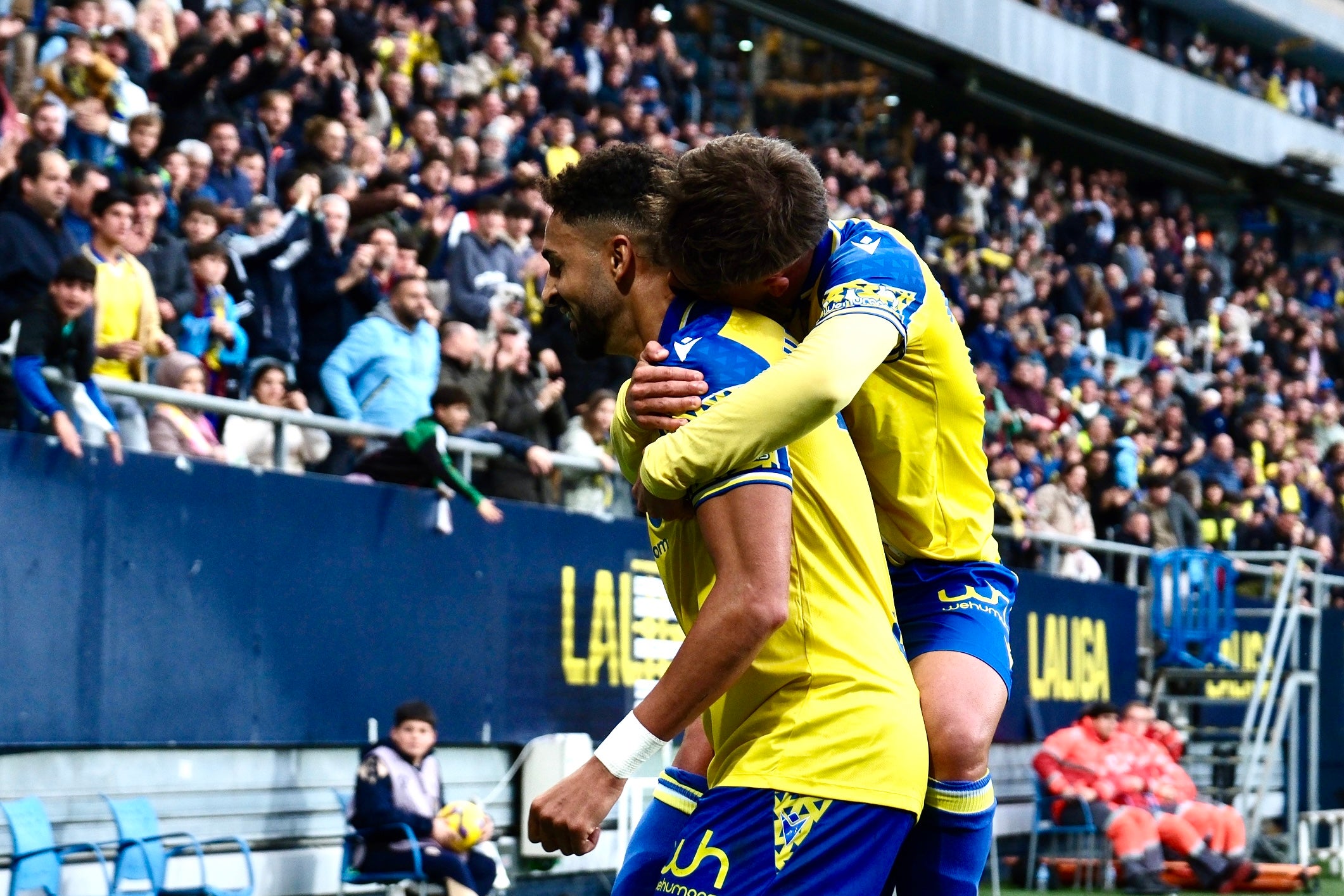 Las imágenes del partidos Cádiz CF 1-0 Granada