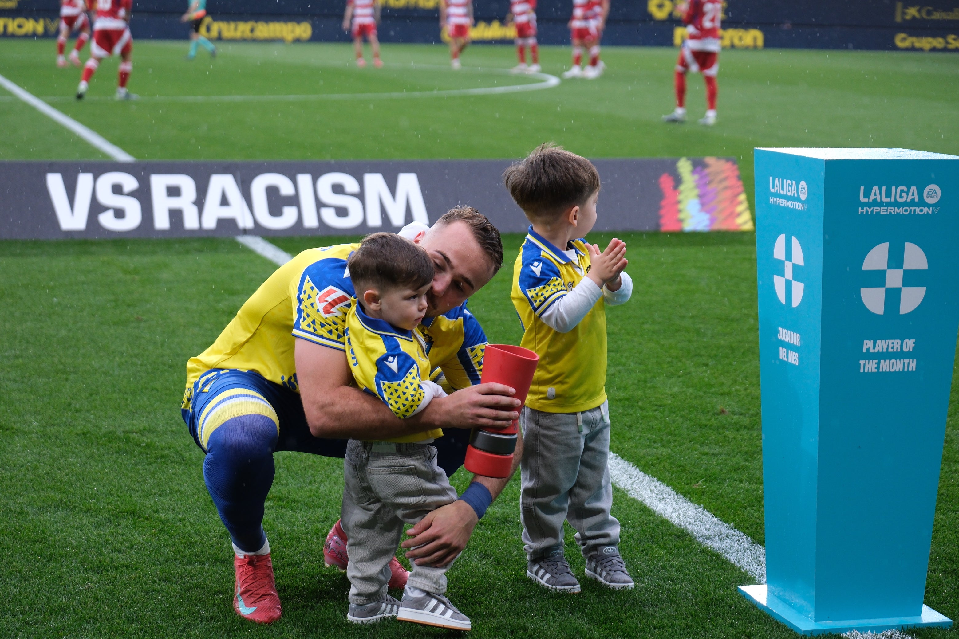 Las imágenes del partido Cádiz CF 1-0 Granada