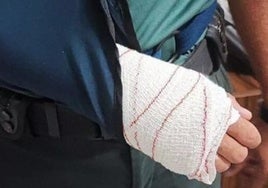 Aumentan hasta triplicarse las agresiones a guardias civiles en Cádiz: «Les sale gratis patearnos»