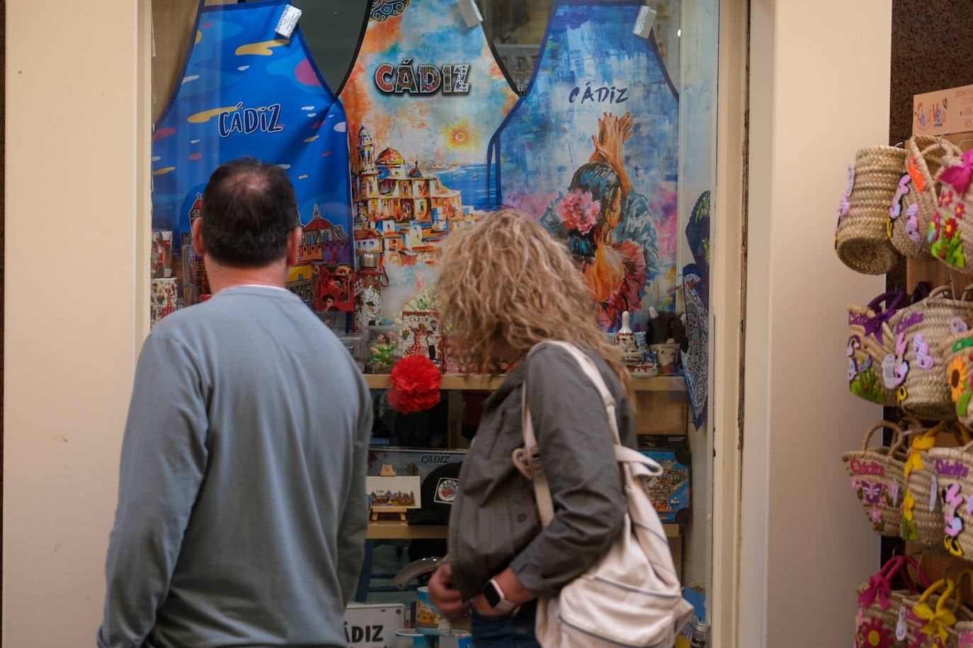 Fotos: Desembarco de turistas en Cádiz con 12.000 cruceristas