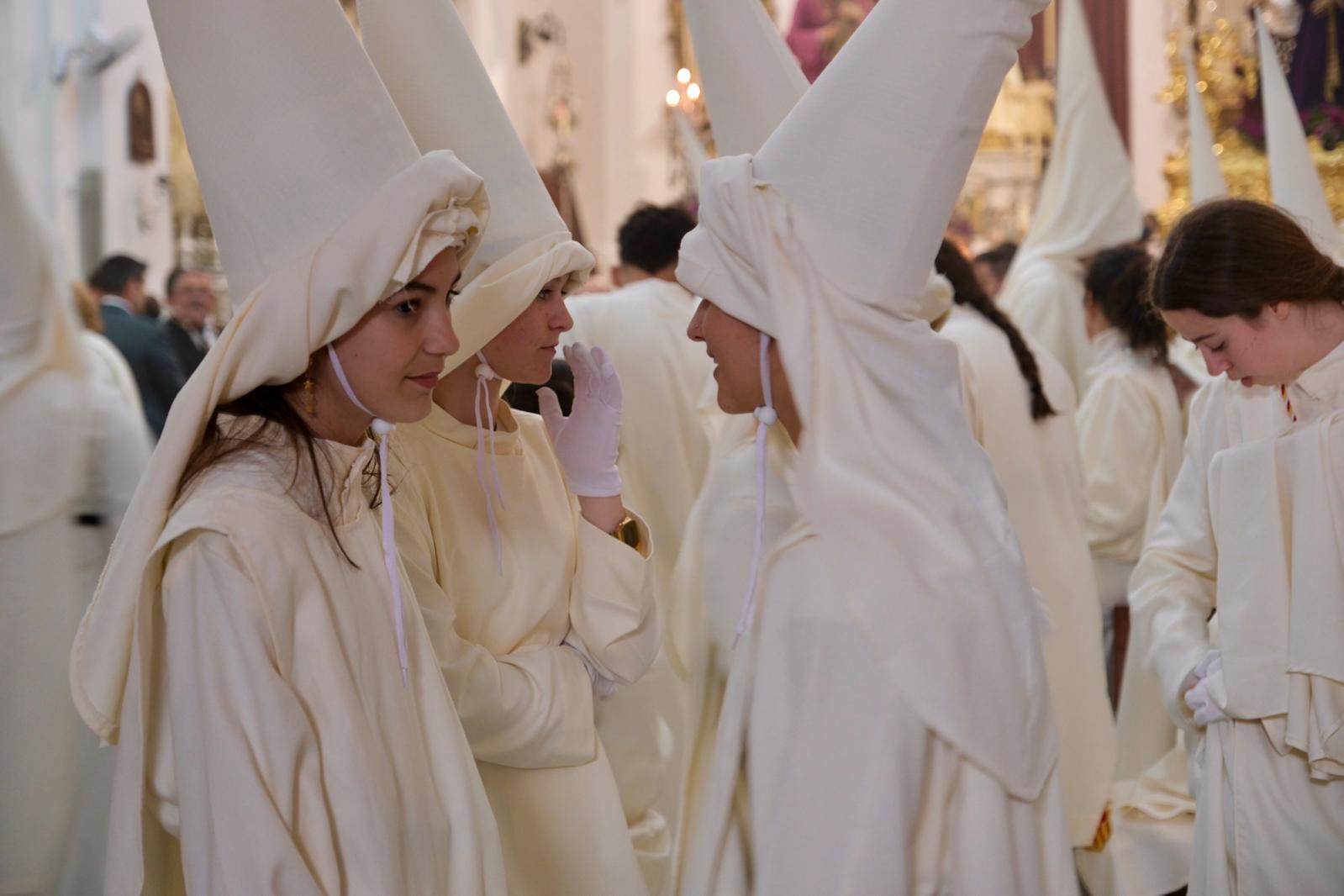Fotos: El Nazareno de la Obediencia el Sábado de Pasión en Cádiz. Semana Santa 2025