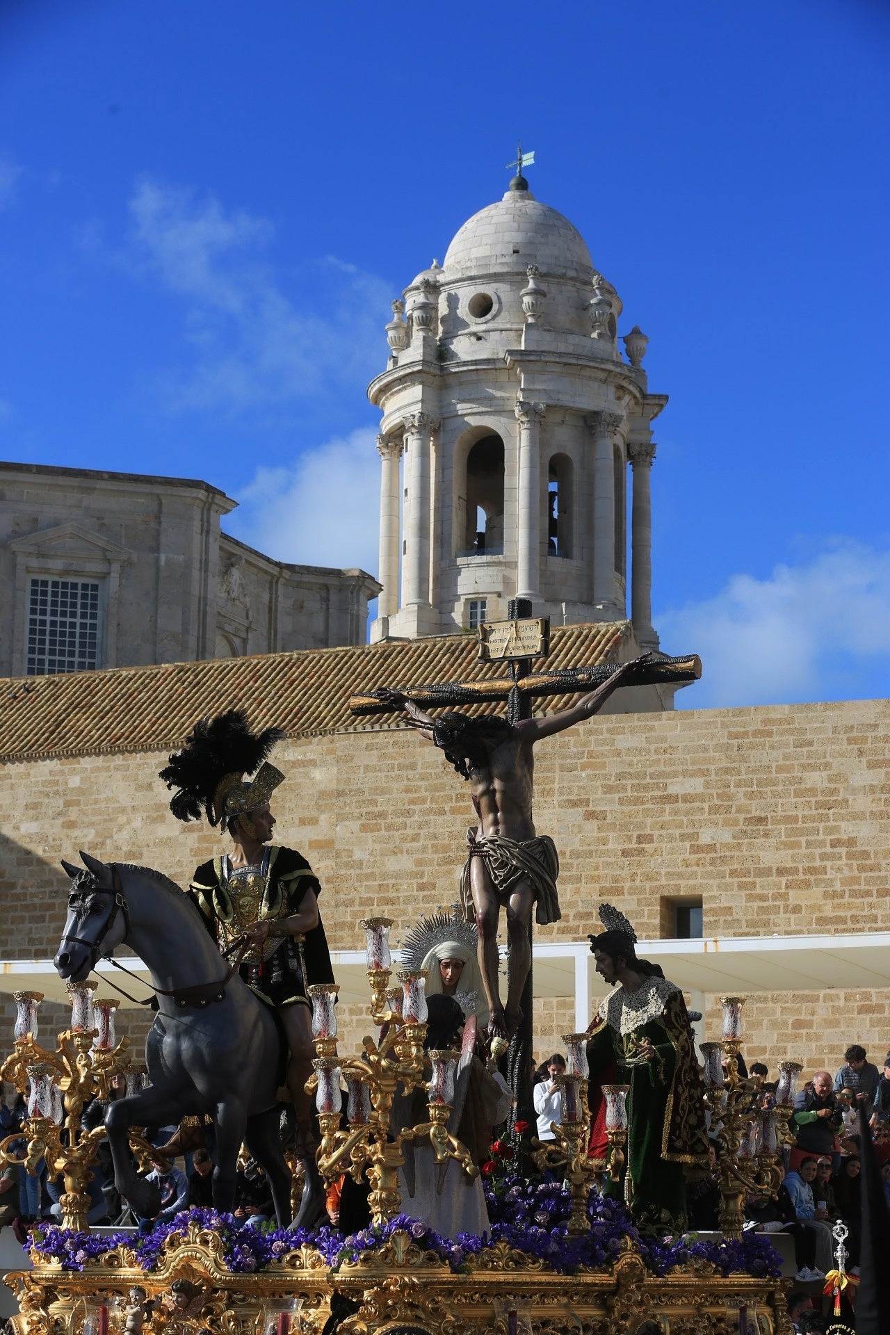 Las imágenes de Las Aguas el Miércoles Santo en Cádiz | Semana Santa 2025