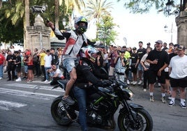 Sol, ruido y pasión: El Puerto vibra con el Gran Premio de Jerez, aunque no todas sus calles escuchan el rugir de las motos