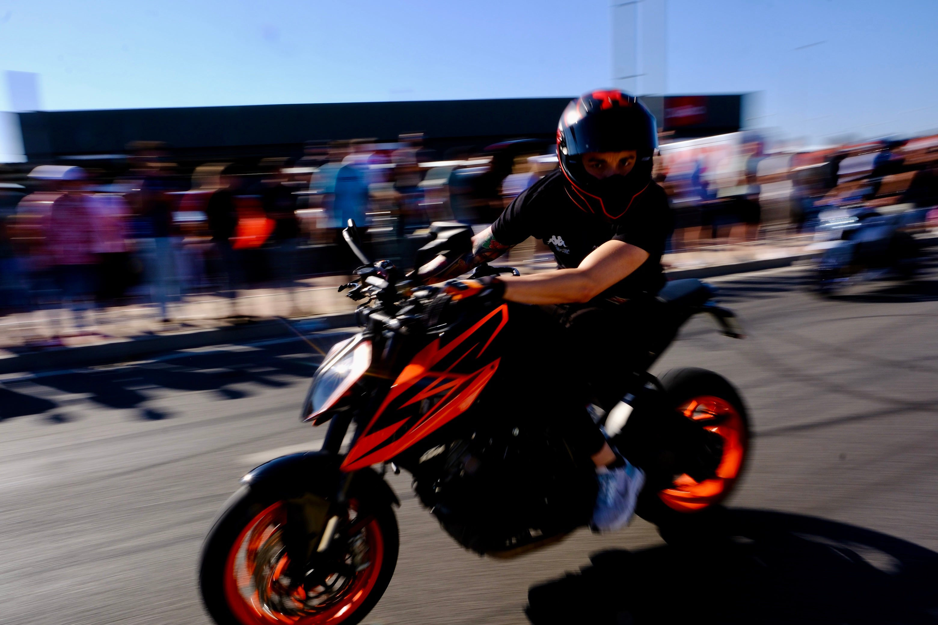 El rugido de las dos ruedas