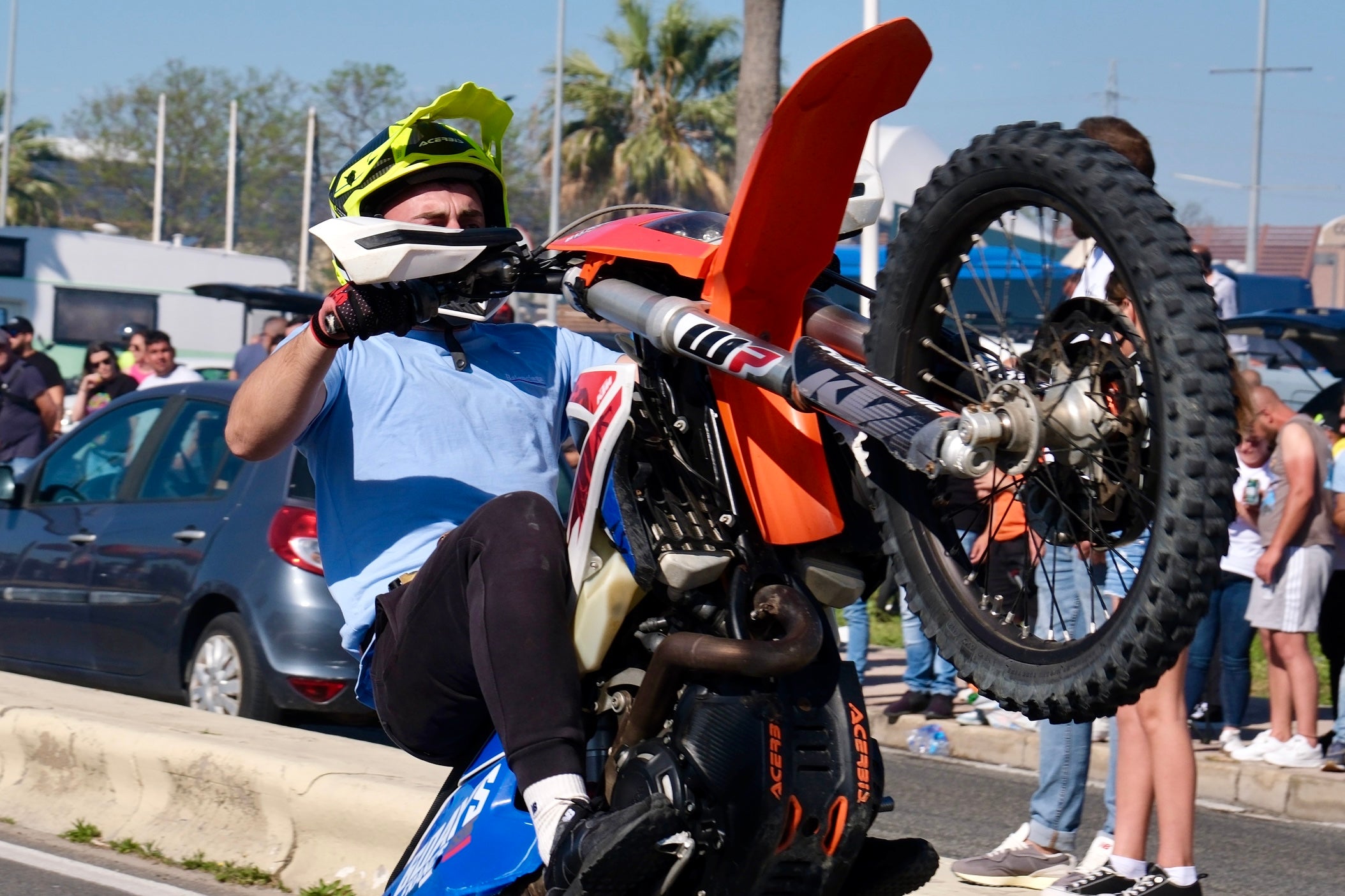 El rugido de las dos ruedas