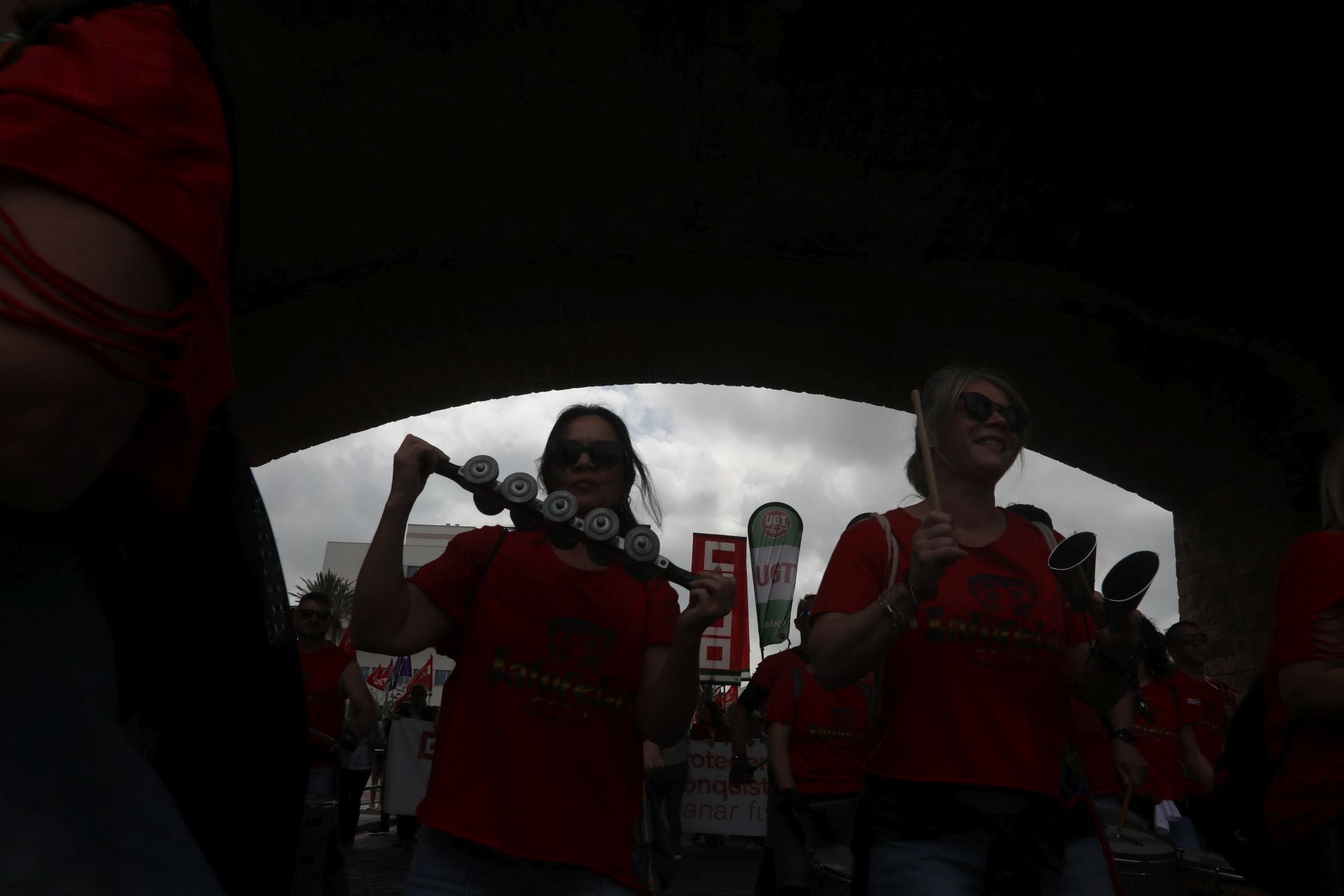 Fotos: Así han sido las dos manifestaciones del Primero de Mayo en Cádiz