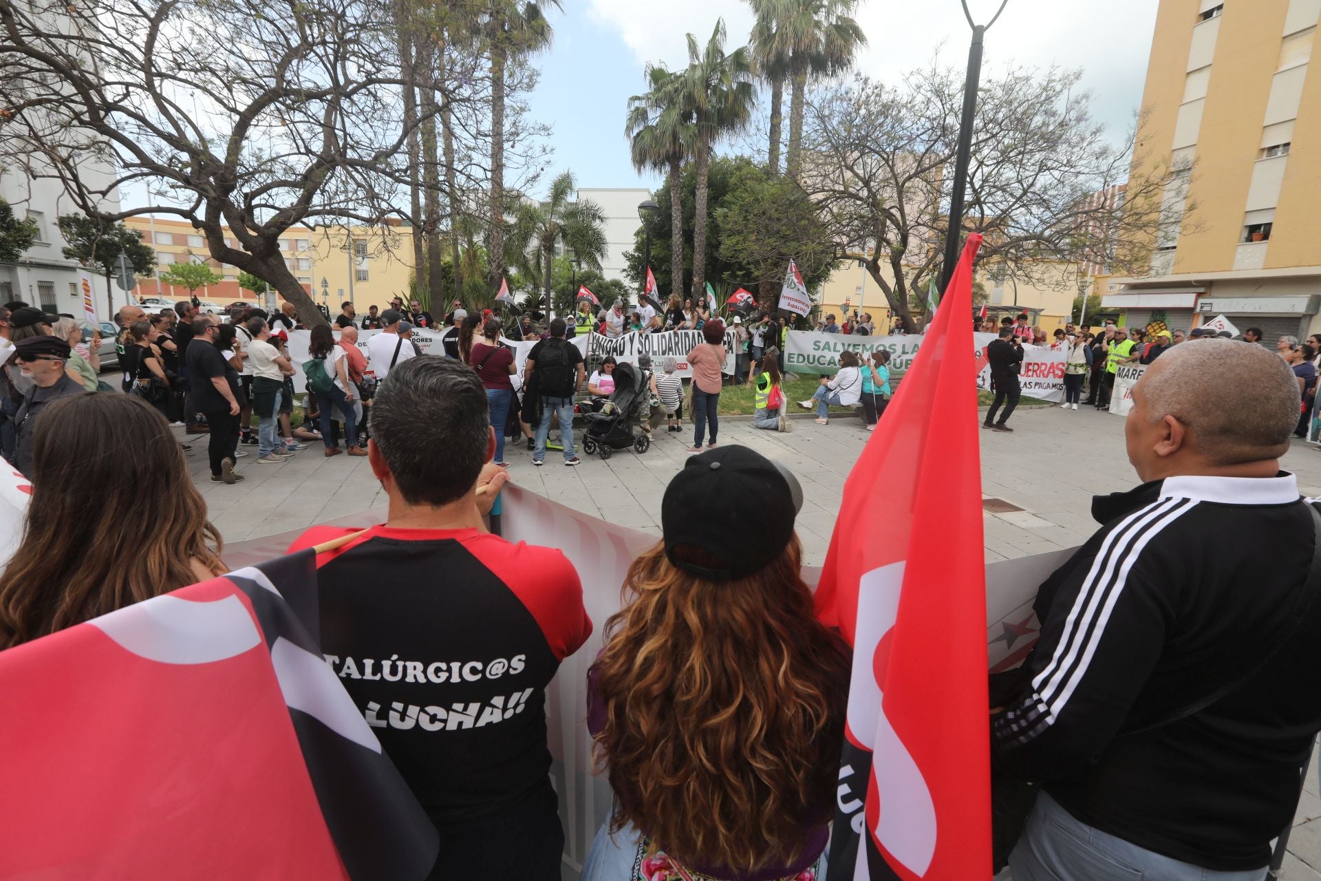 Fotos: Así han sido las dos manifestaciones del Primero de Mayo en Cádiz