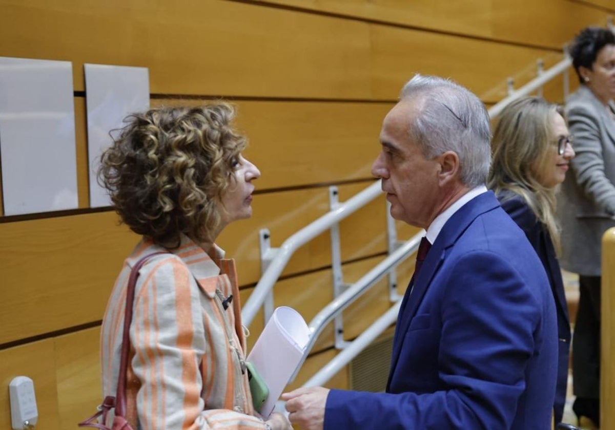 Alfonso Moscoso junto a María Jesús Montero
