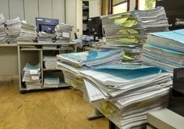 La actividad penal de la Audiencia de Cádiz suma asuntos y acumula retrasos, la tasa «más elevada desde hace cinco años»