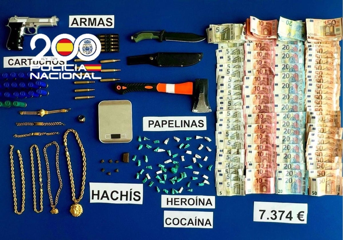 Golpe policial en «las casitas bajas» del Polígono San Benito: siete arrestados y armas incautadas en Jerez