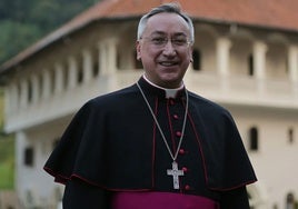 Monseñor José Rico Pavés invita a rezar por el nuevo Papa León XIV: «Que en sus palabras y acciones sintamos la ternura del Buen Pastor»