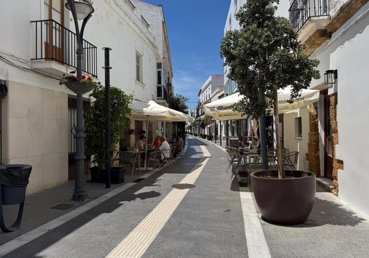 Rota solicitará a la Junta limitar la zona de gran afluencia turística a Costa Ballena