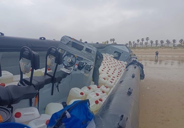 Petaqueros del narco intentan captar ya a gente por la calle en Cádiz: «Si la llenas te doy 50 euros»