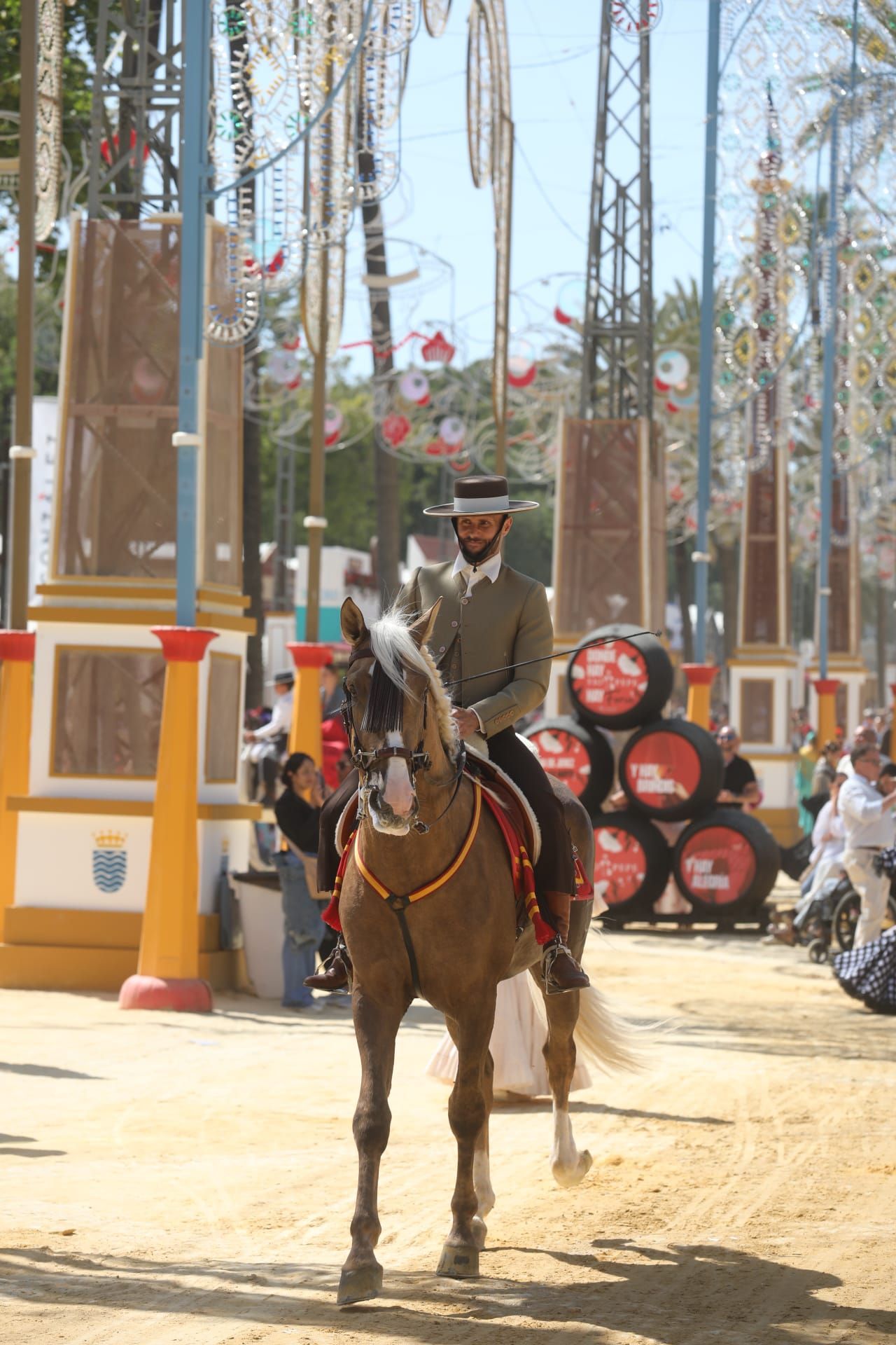 Fotos: Gran ambiente en el domingo de Feria de Jerez