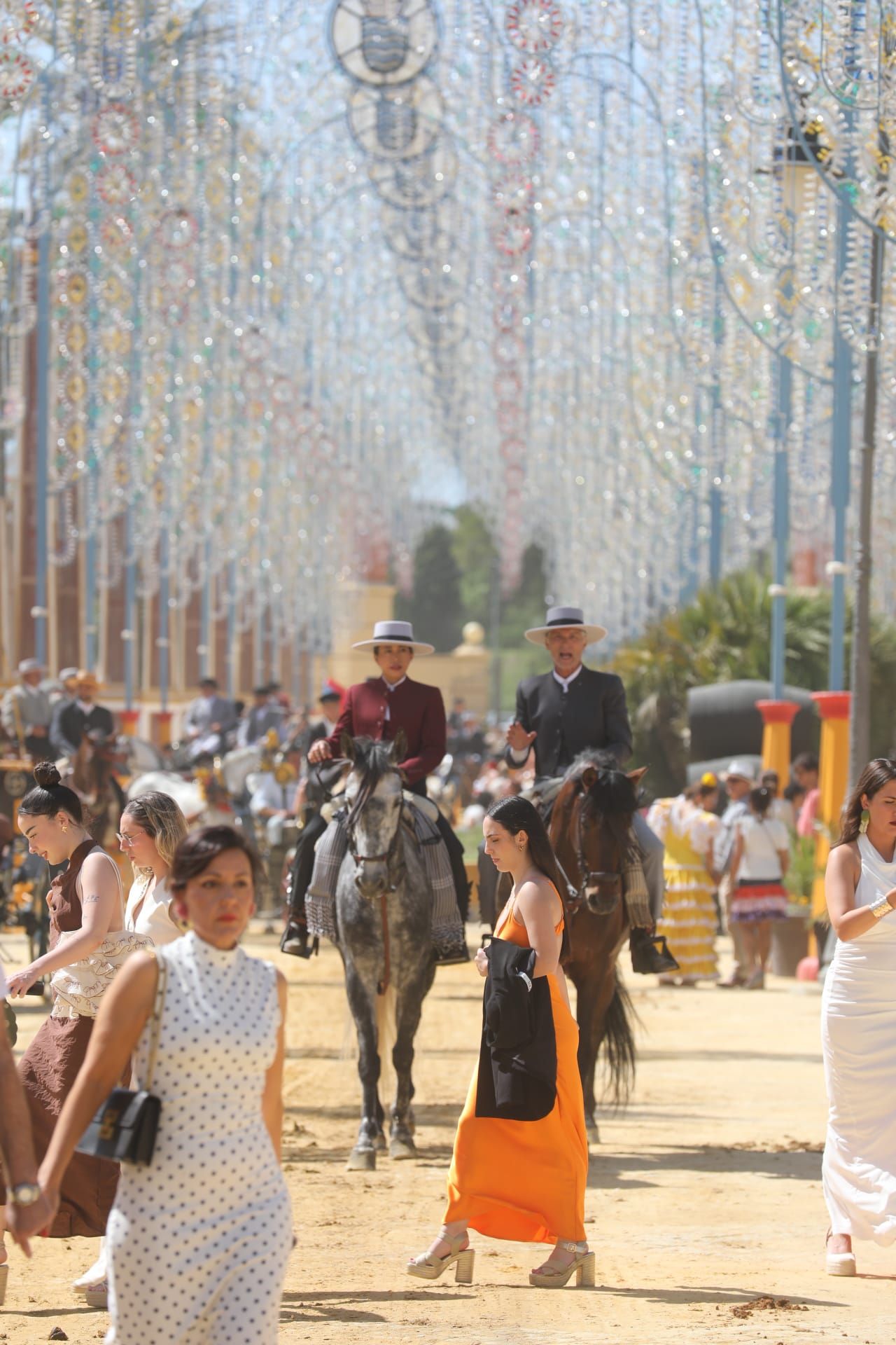 Fotos: Gran ambiente en el domingo de Feria de Jerez