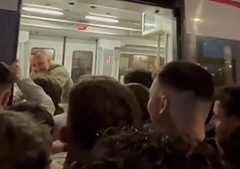 Fue a la Feria de Jerez en cercanías y tuvo este problema: «¡Poned más horarios en días así!»