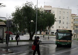 Los trabajadores de los autobuses urbanos en Cádiz irán a la huelga con el respaldo sindical