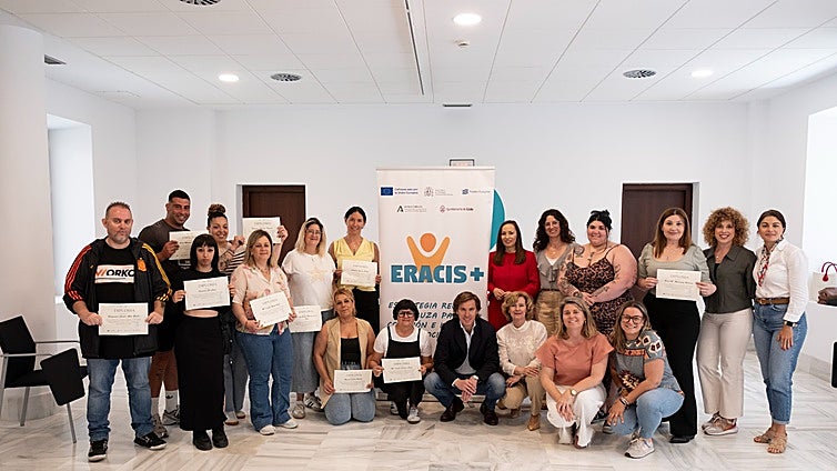 Eracis+ inicia la nueva edición de los 'Espacios de Apoyo y Orientación Familiar'