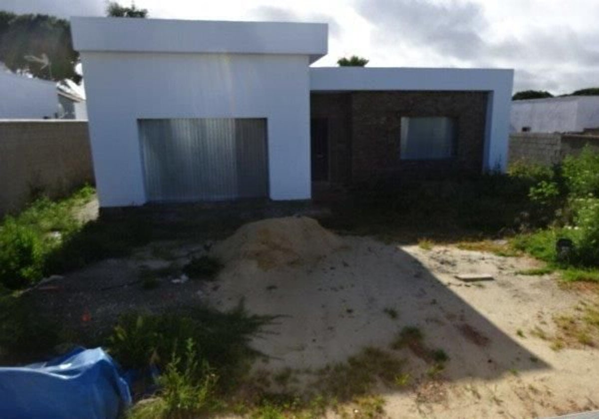 Vivienda ilegal en un diseminado de Chiclana de la Frontera