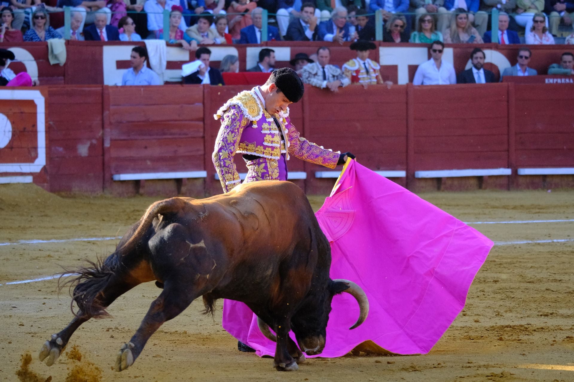 Fotos: Talavante y Roca Rey brillan en Jerez