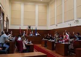 El Pleno de Chiclana da luz verde a casi 2 millones de euros para distintas inversiones municipales
