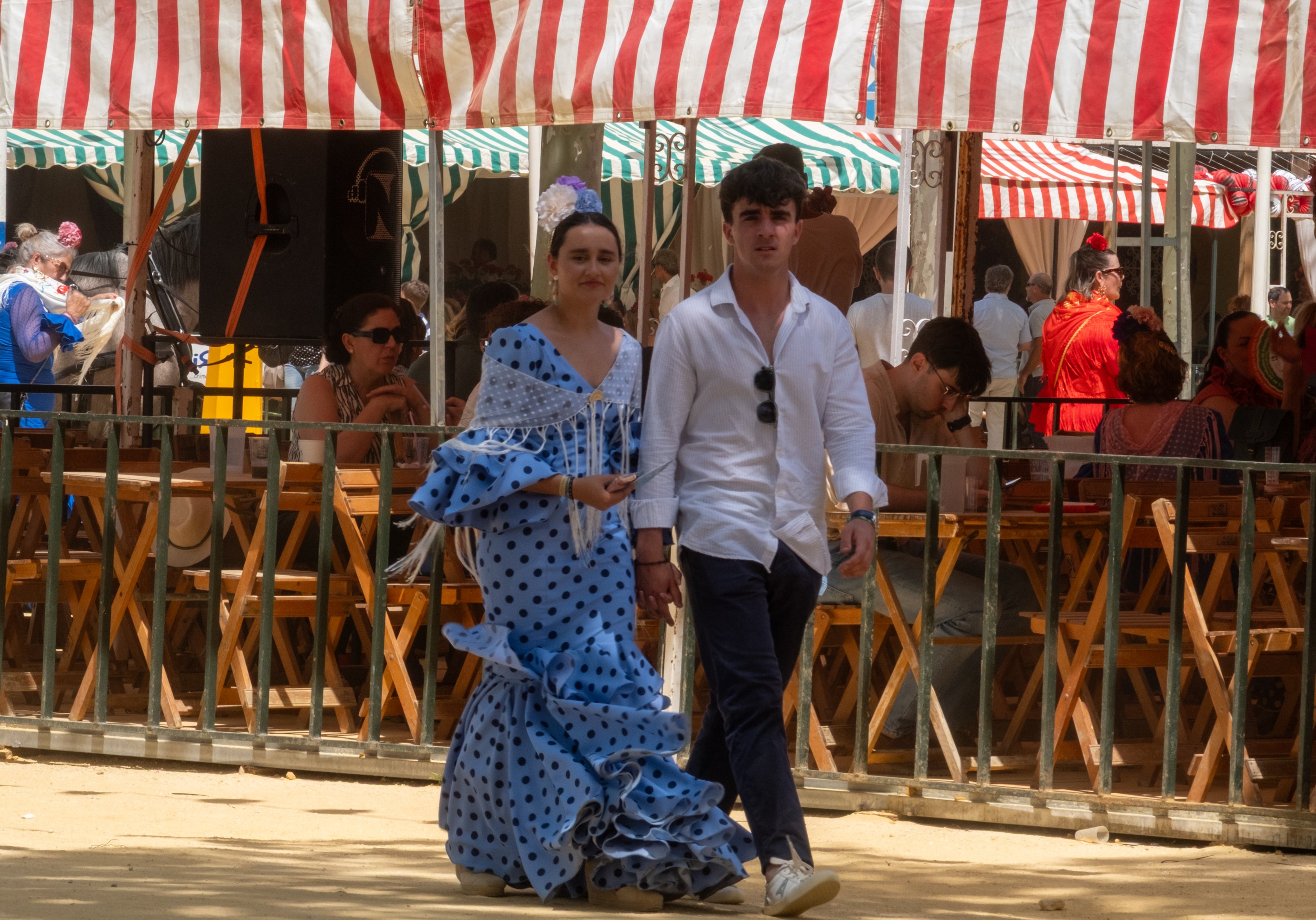 El calor marca el jueves de Feria en El Puerto