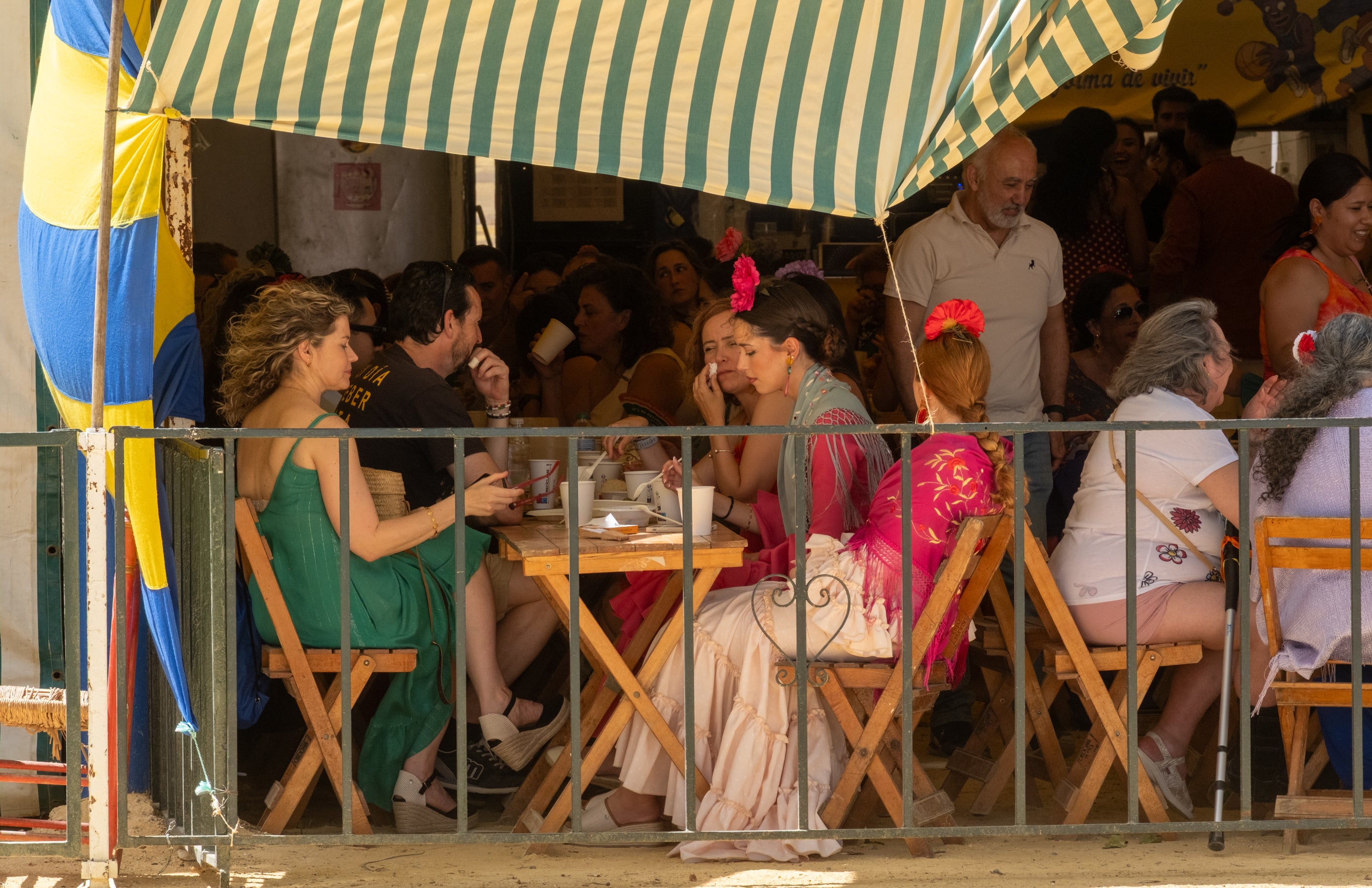 El calor marca el jueves de Feria en El Puerto
