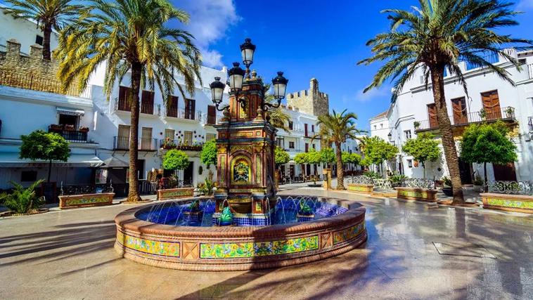 Imagen de la Plaza de España de Vejer