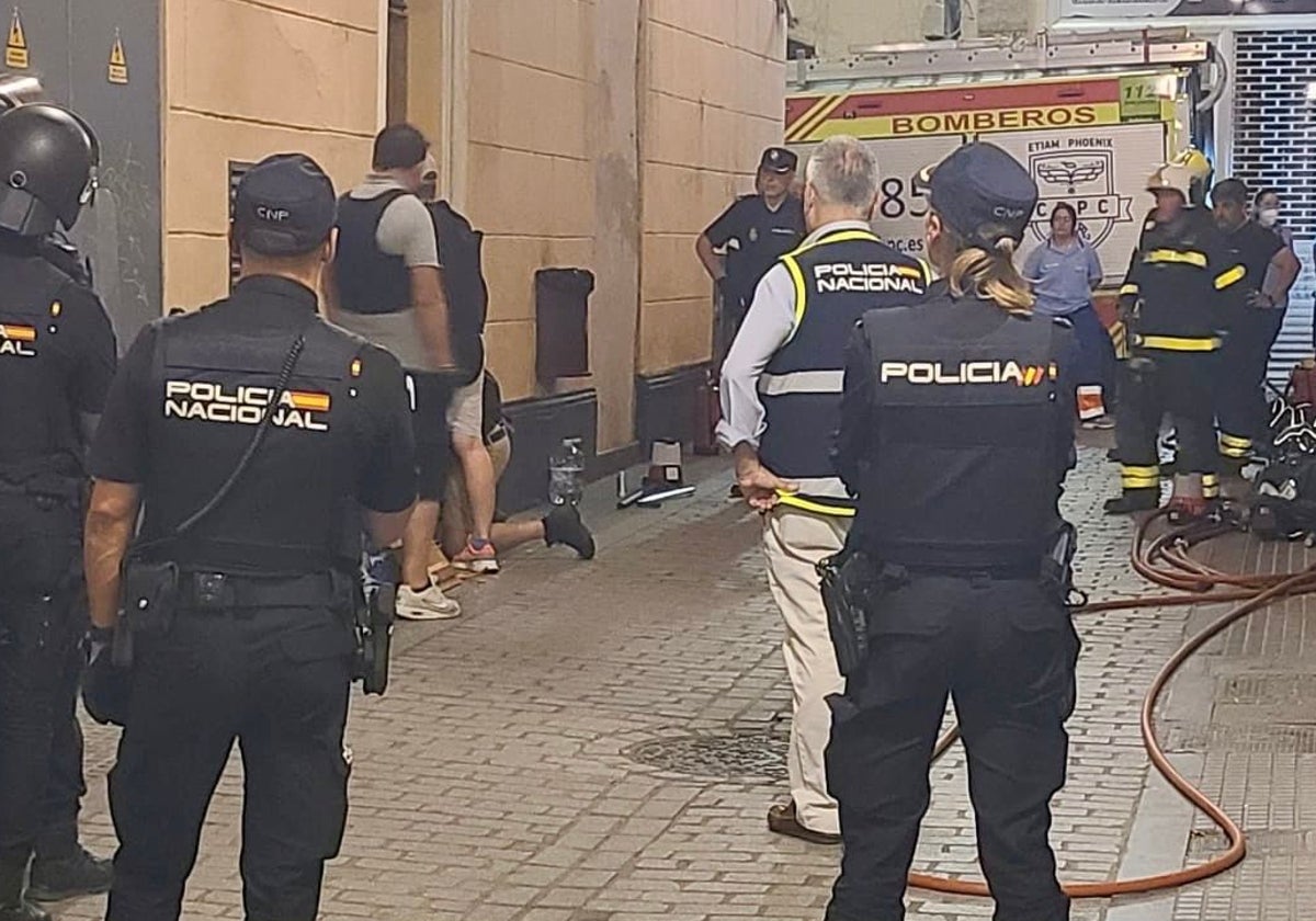 El hombre amenazaba con volar el inmueble