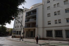 Proliferación de ratas en el edificio de Correos en la avenida de San Severiano de Cádiz: «Una nueva vuelta de tuerca»