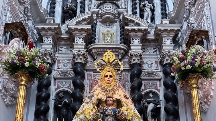 Adelantan el traslado de la Patrona de Cádiz en la víspera del Corpus  para no coincidir con el pregón del Orgullo