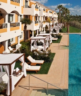Imagen secundaria 2 - Este es el exclusivo hotel de Chiclana que eleva el lujo en Cádiz al convertirse en «Leading Hotel of the World»