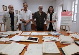 El gran legado de Enrique Villegas donado al Archivo Histórico Municipal de Cádiz: «Esto es un regalo»