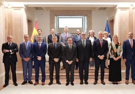 Albares se reúne con los alcaldes del Campo de Gibraltar para dar detalles del acuerdo