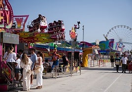 Chiclana dice adiós a su feria desde los cacharritos: el Día del Niño y la Niña pone la guinda a cinco días de alegría