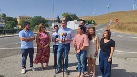 Carreteras olvidadas: el PSOE denuncia el «abandono» de la Junta en Barbate y Tarifa y exige inversiones «urgentes»