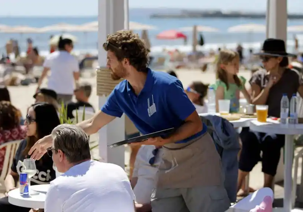 La Hostelería de Cádiz evita una huelga en plena temporada alta