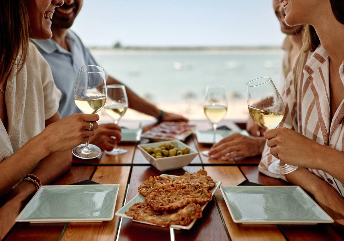 La III Semana de la Manzanilla en Sanlúcar se celebra del 23 al 29 de junio