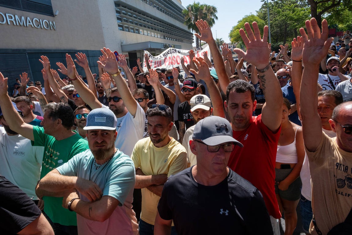 Fotos: Así ha sido la protesta de la huelga del metal en Cádiz de este miércoles