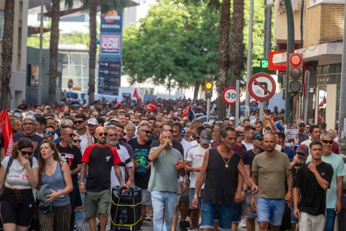 Fotos: Así ha sido la protesta de la huelga del metal en Cádiz de este miércoles