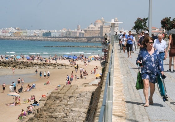 La Aemet emite un aviso especial por la llegada de una ola de calor: periodo y zonas más afectadas
